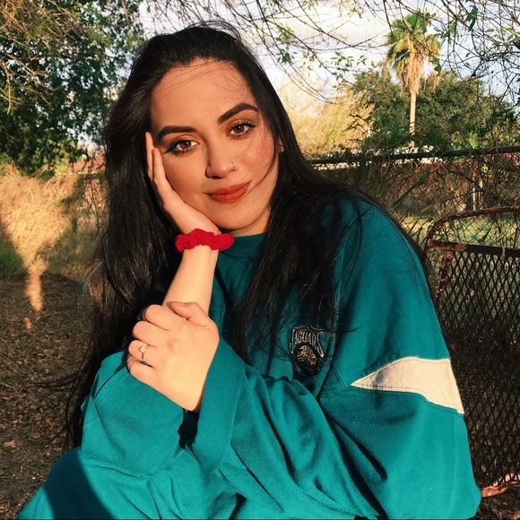 Meet your Posher, Lilly - Picture 1 of 1